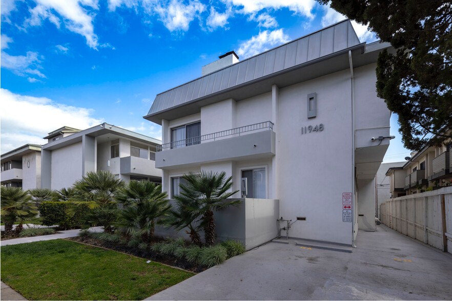 Primary Photo Of 11948 Darlington Ave, Los Angeles Apartments For Sale