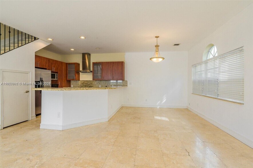 More Photos Of 716 SW 9th Ter, Fort Lauderdale Specialty For Sale