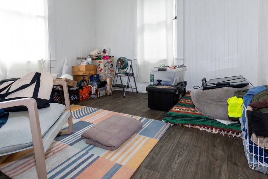 More Photos Of 1517 Miller St, Honolulu Apartments For Sale