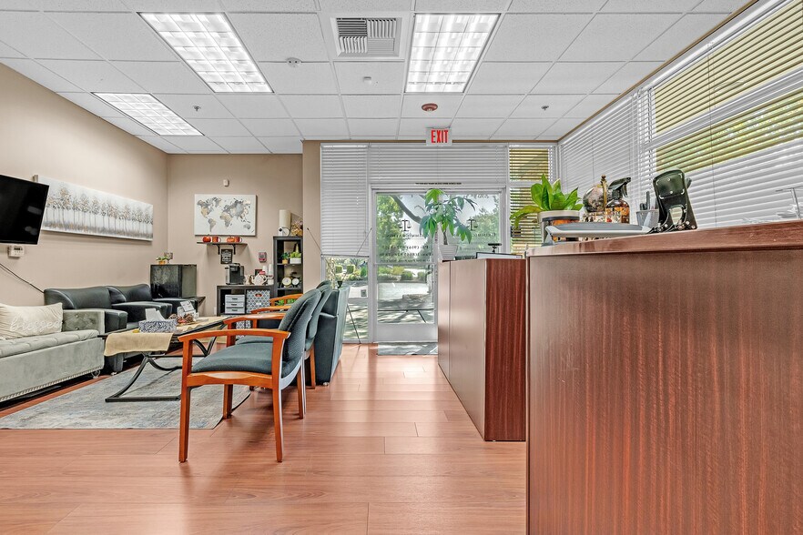 More Photos Of 1930 Del Paso Rd, Sacramento Medical For Sale