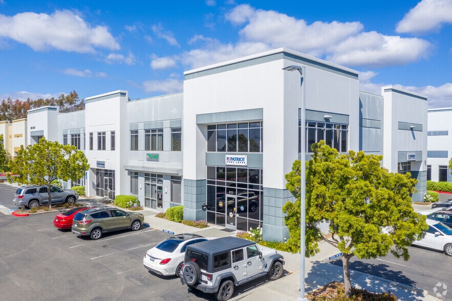 More Photos Of 803-827 Anchorage Place, Chula Vista Light Distribution For Lease