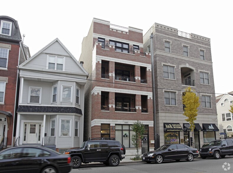 More Photos Of 1443 W Belmont Ave, Chicago Storefront Retail Office For Lease