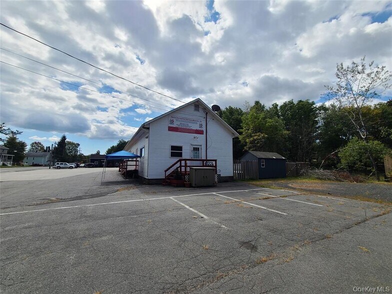 More Photos Of 36 Cold Spring Rd, Monticello Industrial For Sale