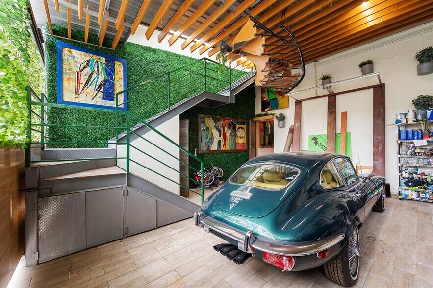 More Photos Of 5527 El Cajon Blvd, San Diego Storefront For Sale