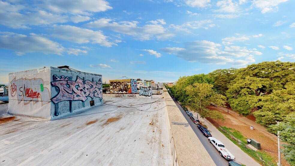 More Photos Of 137 Starr St, Brooklyn Apartments For Sale