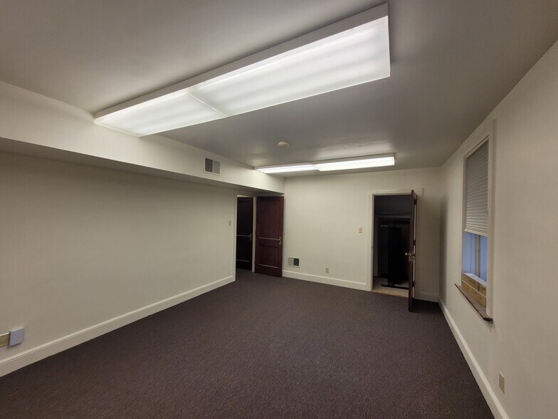 More Photos Of 3009 Gettysburg Rd, Camp Hill Office Residential For Lease