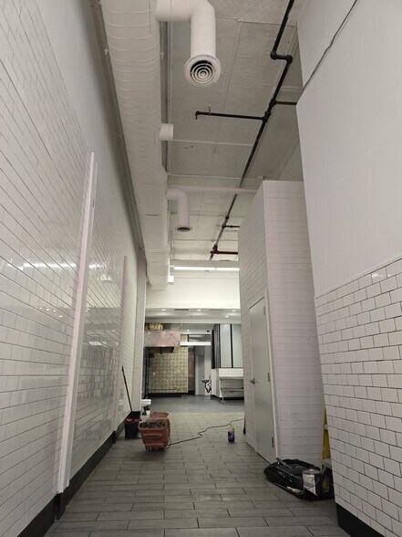 More Photos Of 155 Chambers St, New York Apartments For Lease