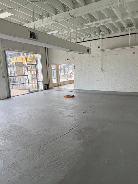 More Photos Of 3100 N Lamar Blvd, Austin Freestanding For Lease