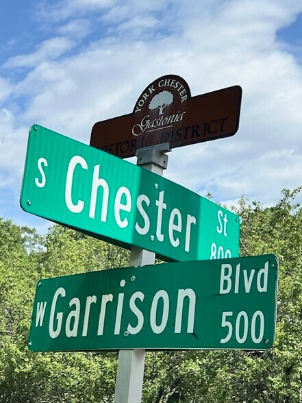 More Photos Of 501 W Garrison Blvd, Gastonia Office Residential For Lease