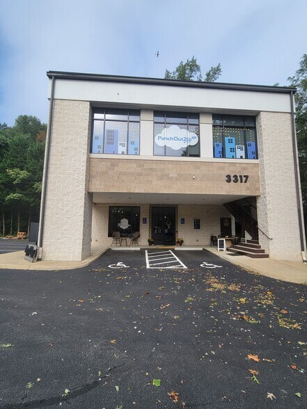 More Photos Of 3317 Berkmar Dr, Charlottesville Office For Lease