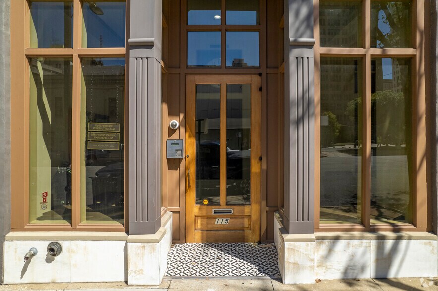 More Photos Of 115 Richard Arrington Jr Blvd N, Birmingham Office For Sale