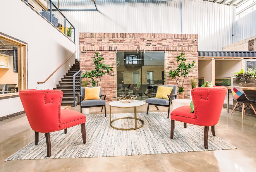 More Photos Of 1310 Rayford Park Rd, Spring Coworking Space