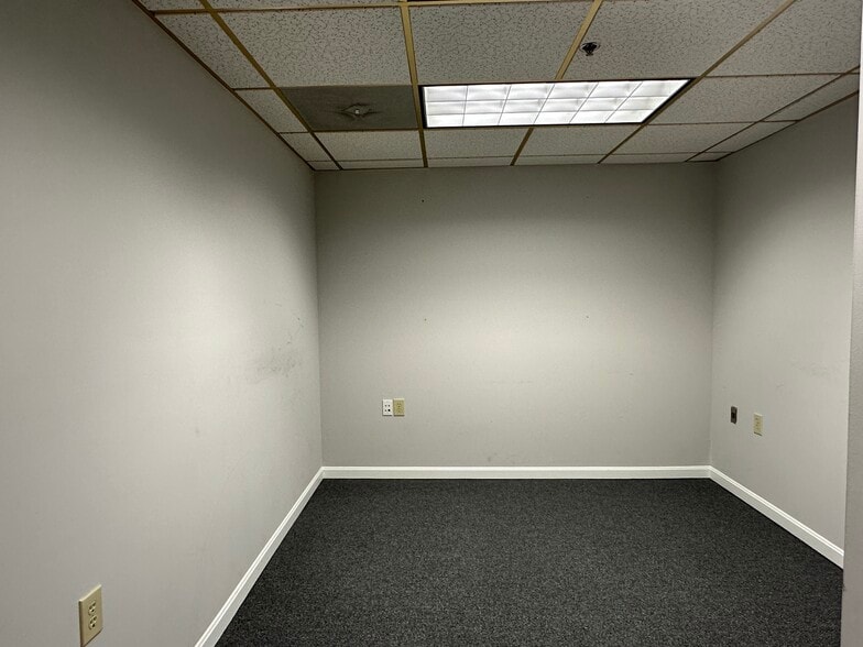 More Photos Of 305 Harrison St, Leesburg Medical For Lease