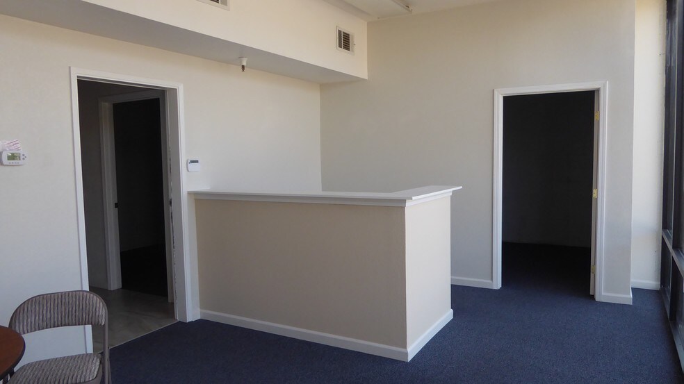 More Photos Of 34 Union Way, Vacaville Flex For Lease