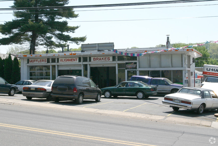 Primary Photo Of 2027 Herr St, Harrisburg Freestanding For Sale