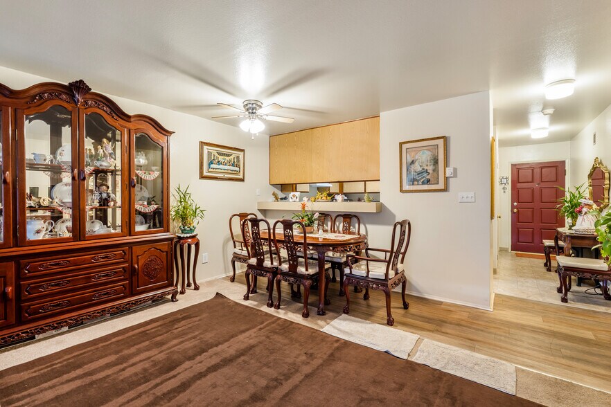 More Photos Of 321 Tremont St, Avalon Apartments For Sale