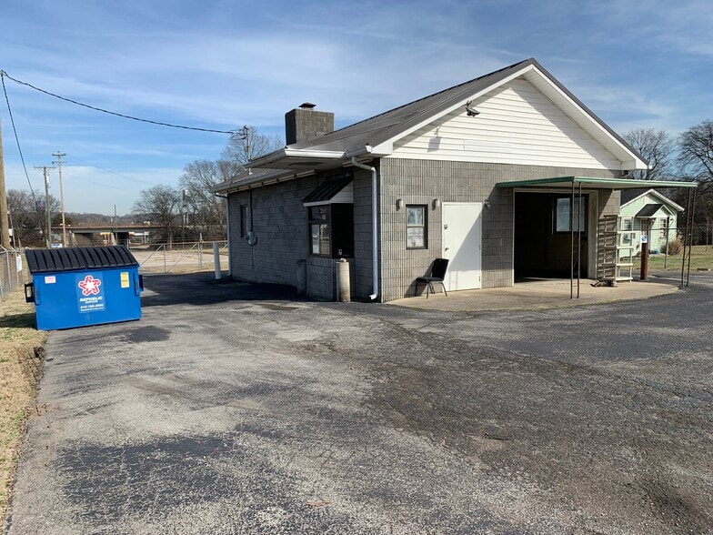 More Photos Of 124 Two Mile Pike, Goodlettsville Loft Creative Space For Sale