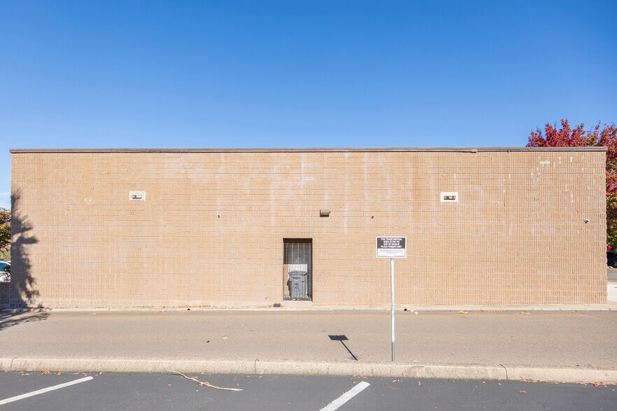 More Photos Of 4881 Granite Dr, Rocklin Storefront Retail Office For Sale