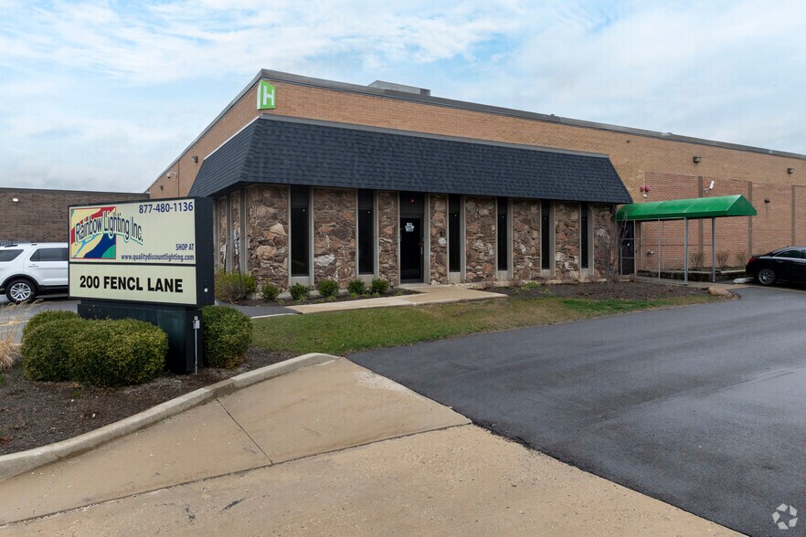 More Photos Of 200-220 Fencl Ln, Hillside Manufacturing For Sale