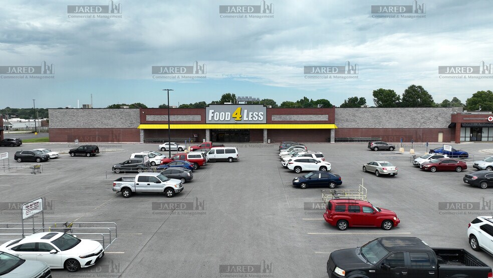 More Photos Of 303-321 E Battlefield St, Springfield Unknown For Lease