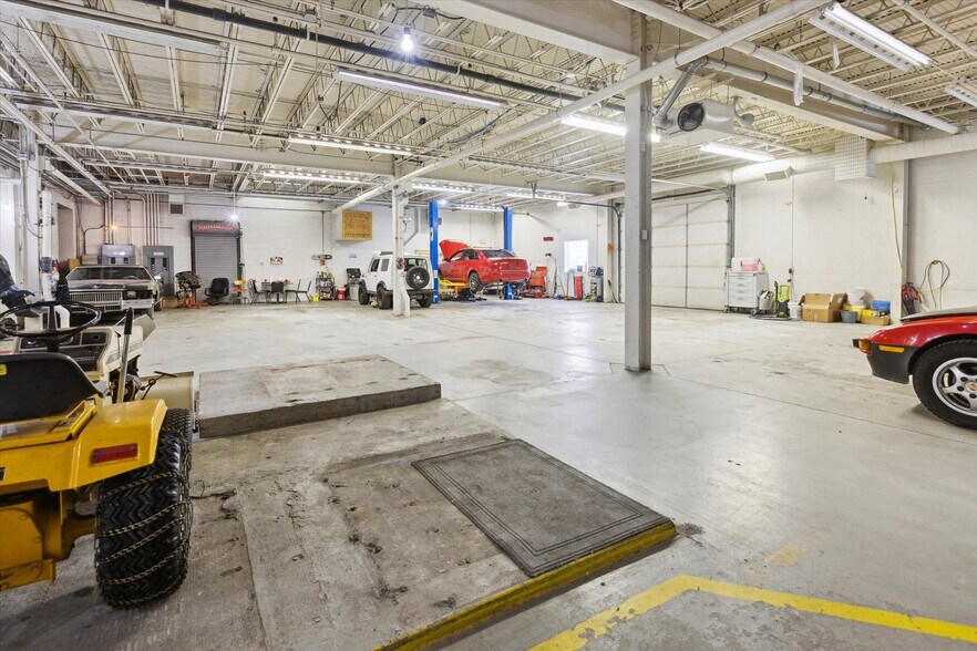 More Photos Of 315 3rd St, Bay City Self Storage For Sale