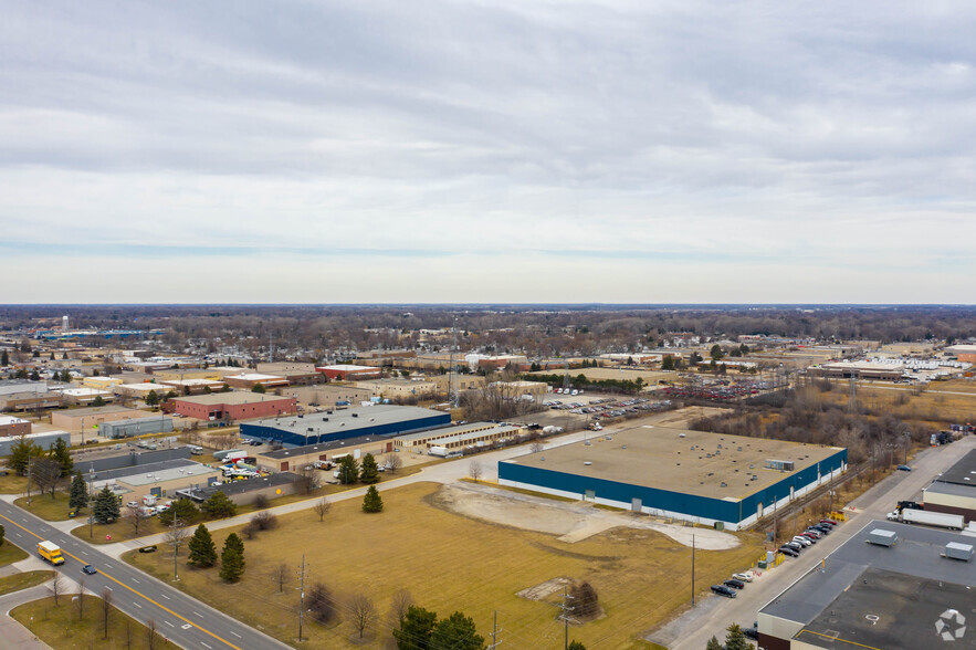 Primary Photo Of 42600 Merrill Rd, Sterling Heights Warehouse For Lease