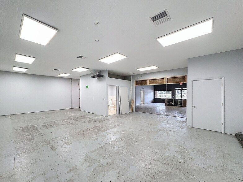 More Photos Of 2418 Highway 44 W, Inverness Storefront For Lease