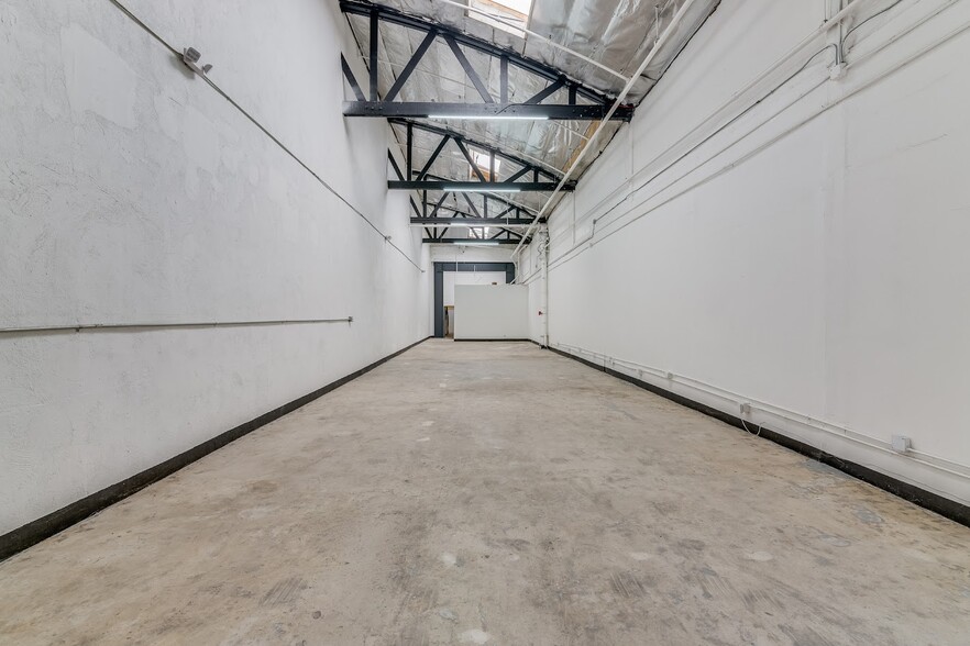 More Photos Of 2023-2043 S Santa Fe Ave, Los Angeles Unknown For Lease