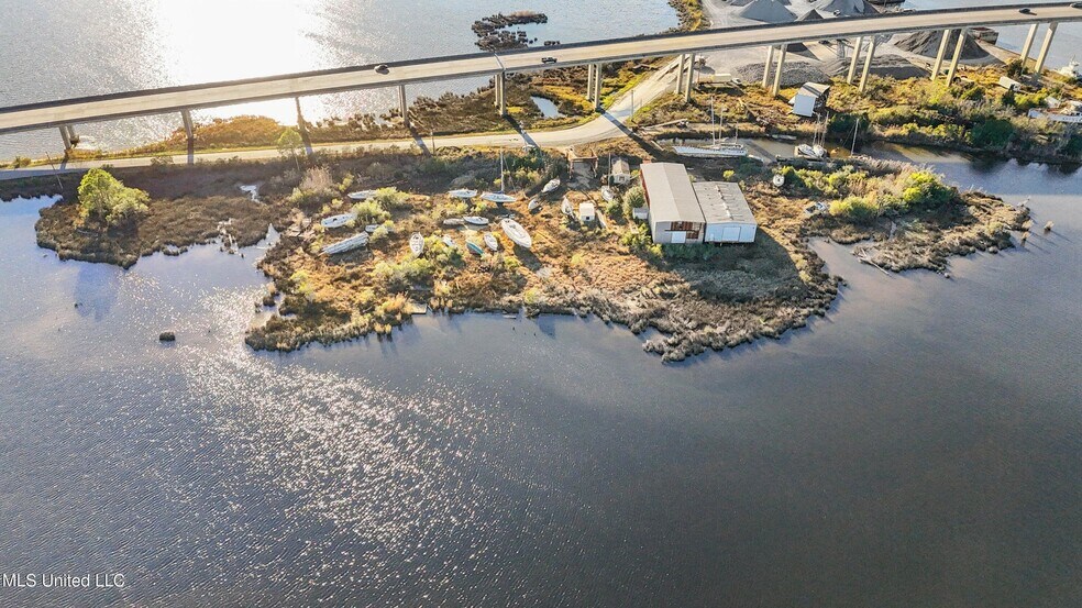 Primary Photo Of 5024 Main St, Moss Point Manufacturing For Sale