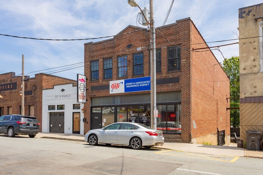 More Photos Of 705 N Main St, Winston-Salem Storefront Retail Office For Sale