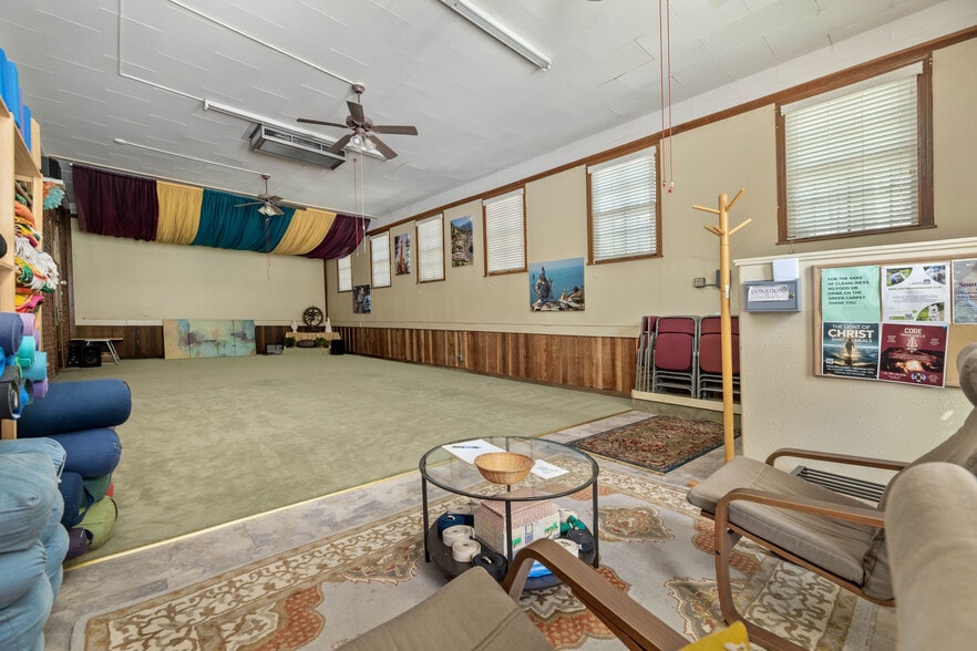 More Photos Of 200 Commercial St, Nevada City Freestanding For Sale