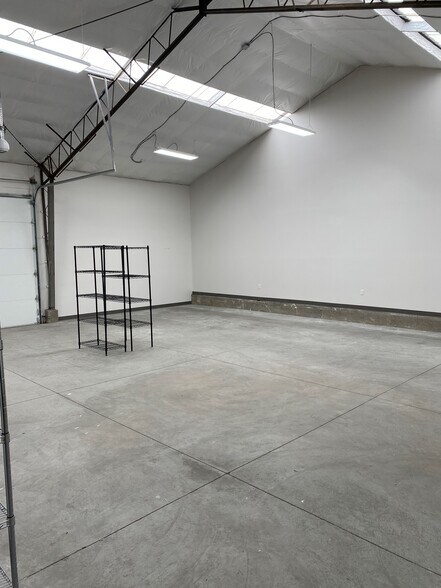 More Photos Of 924 S 500 W, Salt Lake City Warehouse For Lease