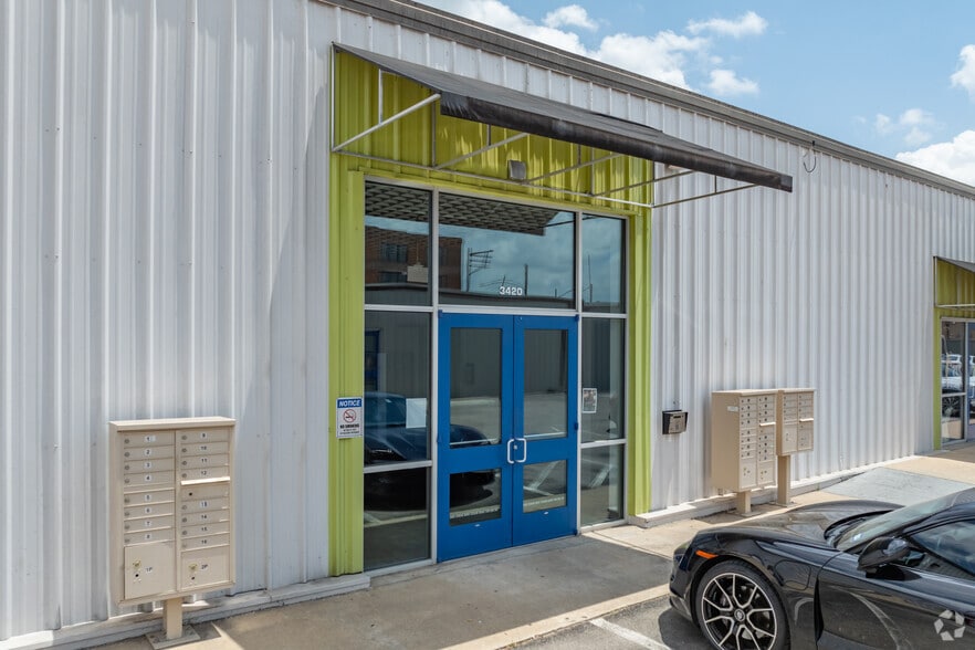 More Photos Of 3420 Rusk St, Houston Loft Creative Space For Lease