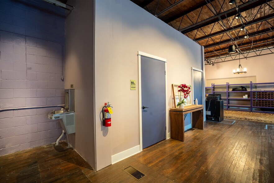 More Photos Of 167 Patton Ave, Asheville Freestanding For Sale