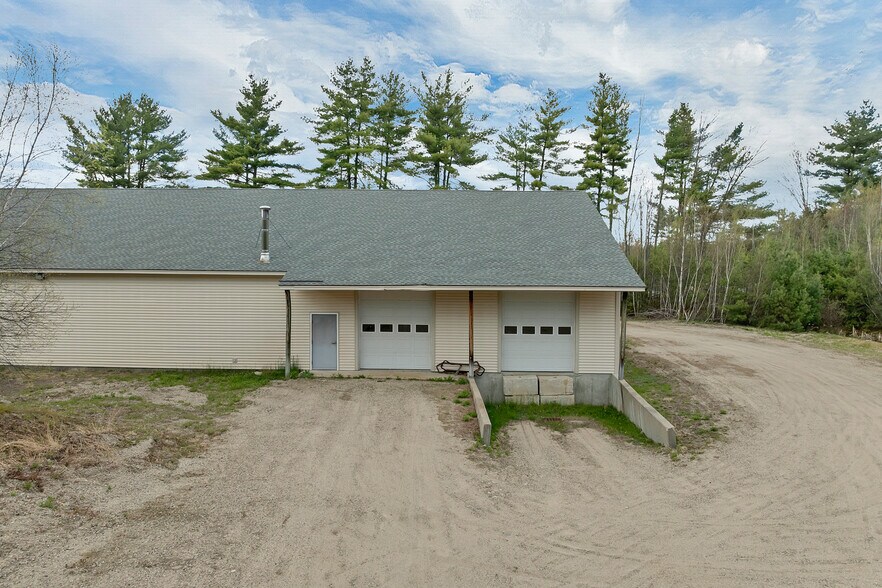 More Photos Of 1210 White Mountain Hwy, Ossipee Freestanding For Sale