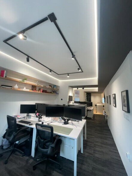 More Photos Of 709 D St SE, Washington Storefront For Lease