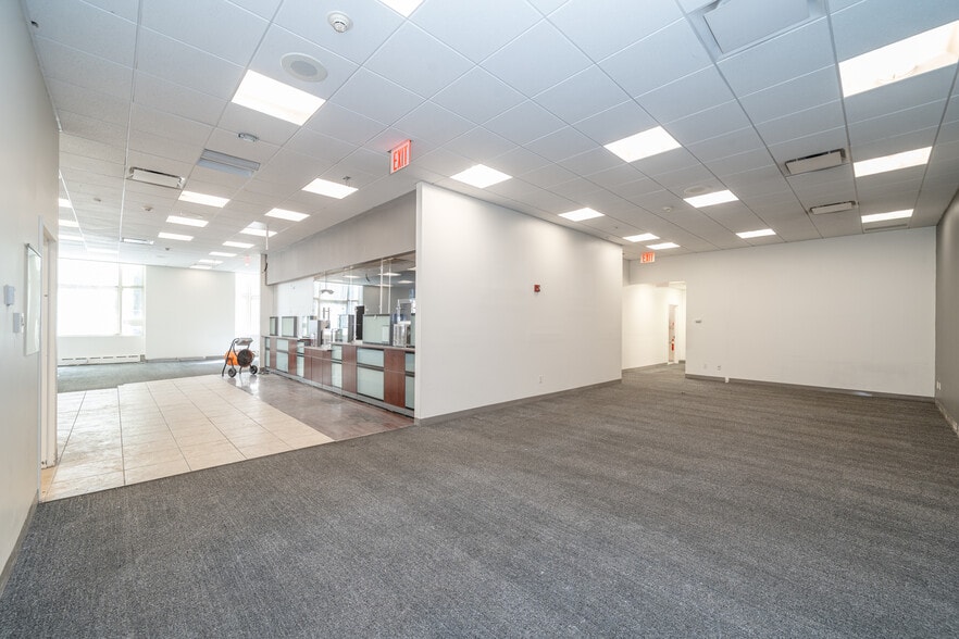 More Photos Of 114-20 Jamaica Ave, Jamaica Bank For Sale