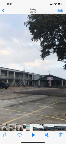 More Photos Of 531 Marshall St, Cameron Hotel For Sale