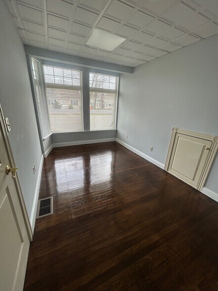 More Photos Of 609 Newport Ave, Attleboro Medical For Lease