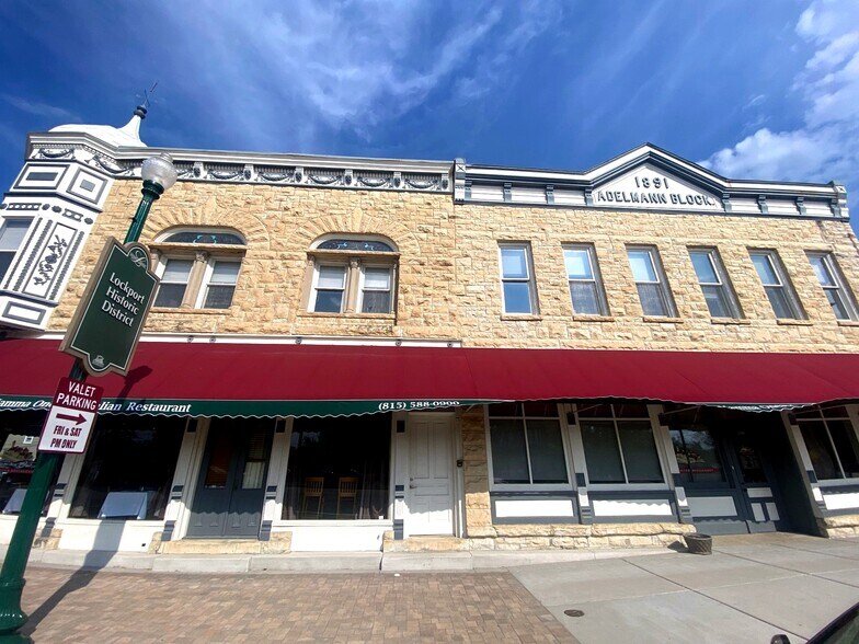 More Photos Of 1100-1106 S State St, Lockport Apartments For Sale