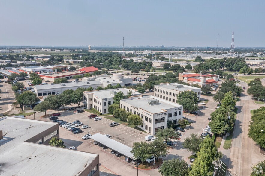 More Photos Of 4104 W 15th St, Plano Medical For Sale