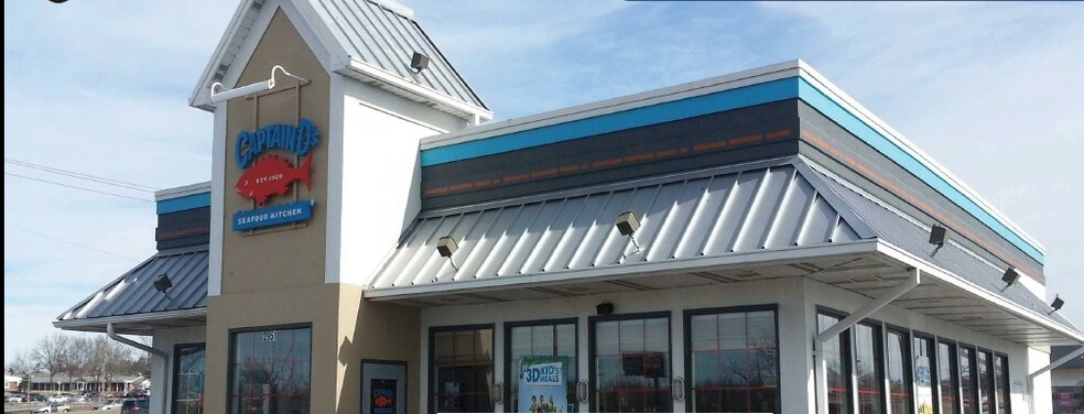 More Photos Of 2951 Veterans Memorial Pky, Saint Charles Restaurant For Lease