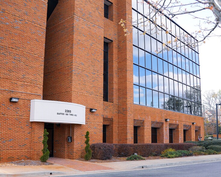 More Photos Of 2265 Roswell Rd, Marietta Office For Lease