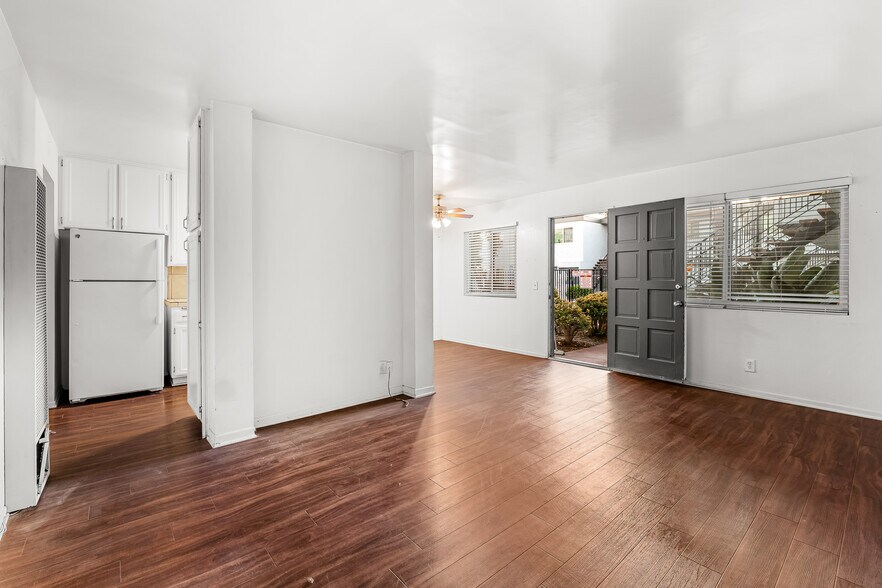 More Photos Of 10965-10997 Del Norte St, Ventura Apartments For Sale