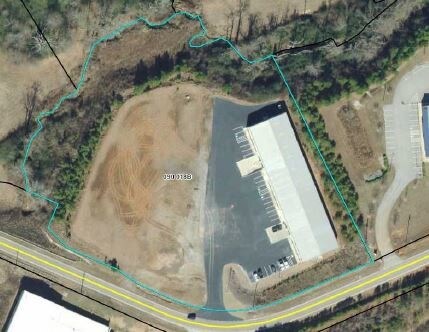 More Photos Of 230 Industrial Park Rd, Baldwin Warehouse For Sale