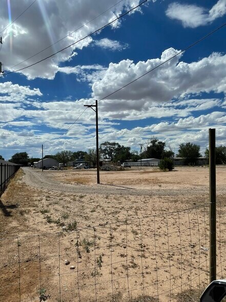 More Photos Of 4907 S Main St, Roswell Auto Dealership For Sale