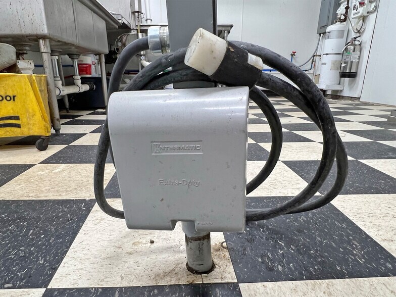 More Photos Of 259 Venango Ave, Cambridge Springs Restaurant For Lease