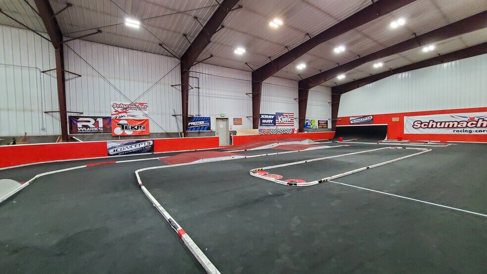 More Photos Of 15223 N Government Way, Hayden Industrial For Sale