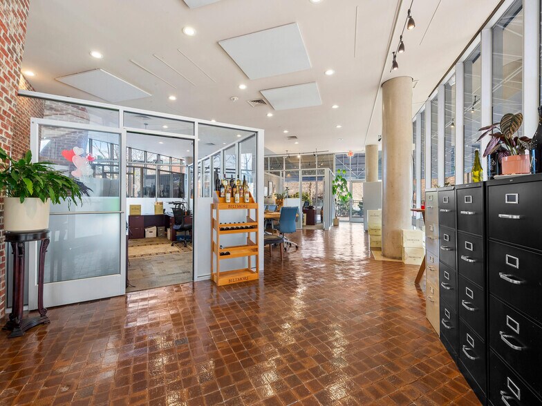 More Photos Of 1 N Pack Sq, Asheville Office For Lease