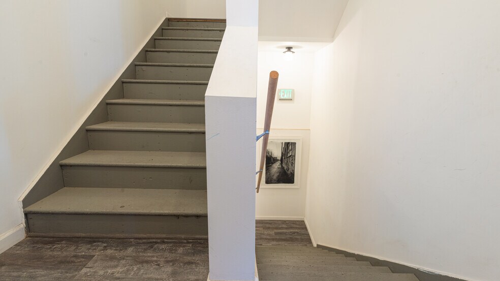 More Photos Of 593-599 Valencia St, San Francisco Storefront Retail Office For Sale